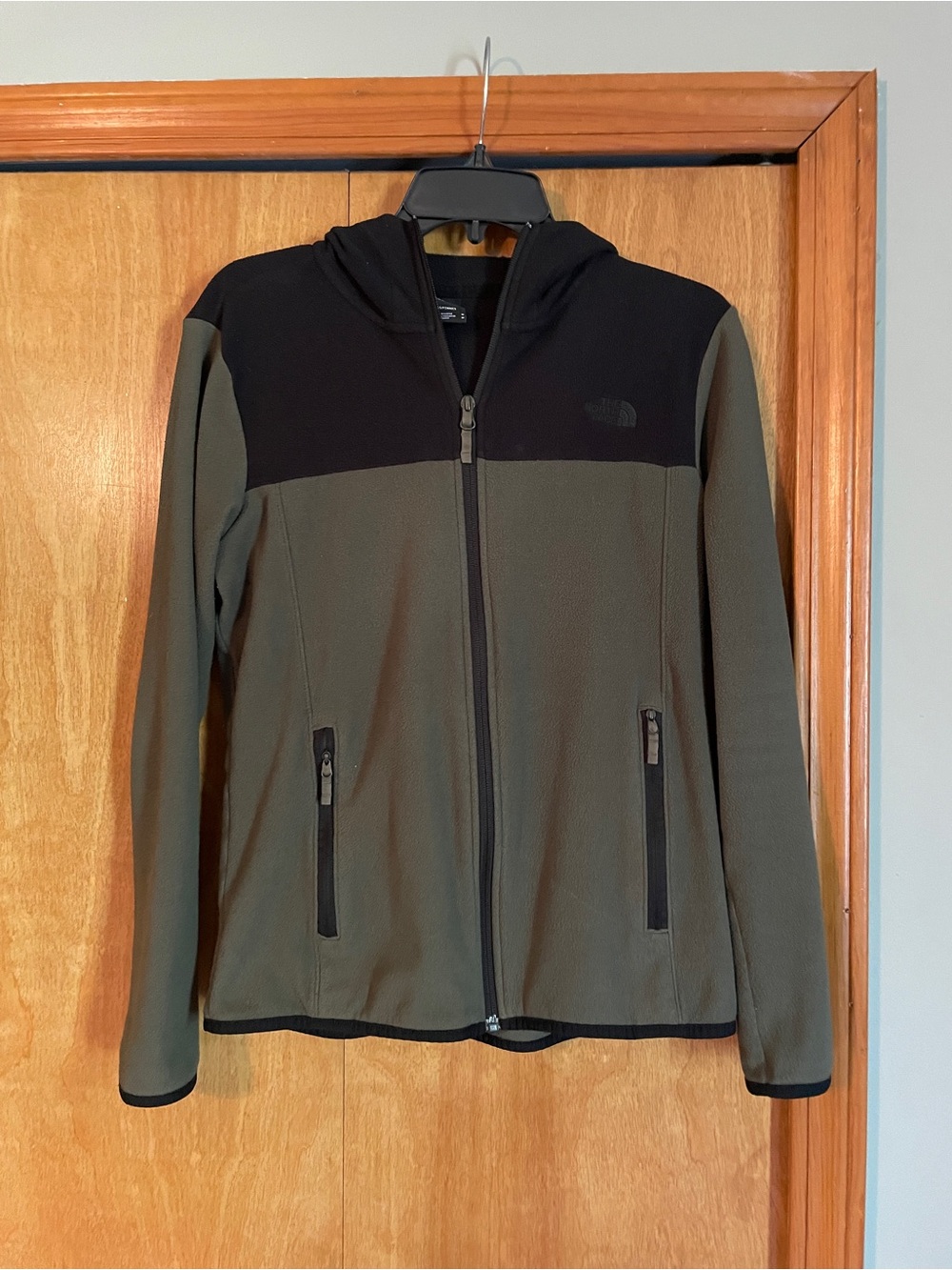 The North Face Olive & Black Full-Zip Fleece